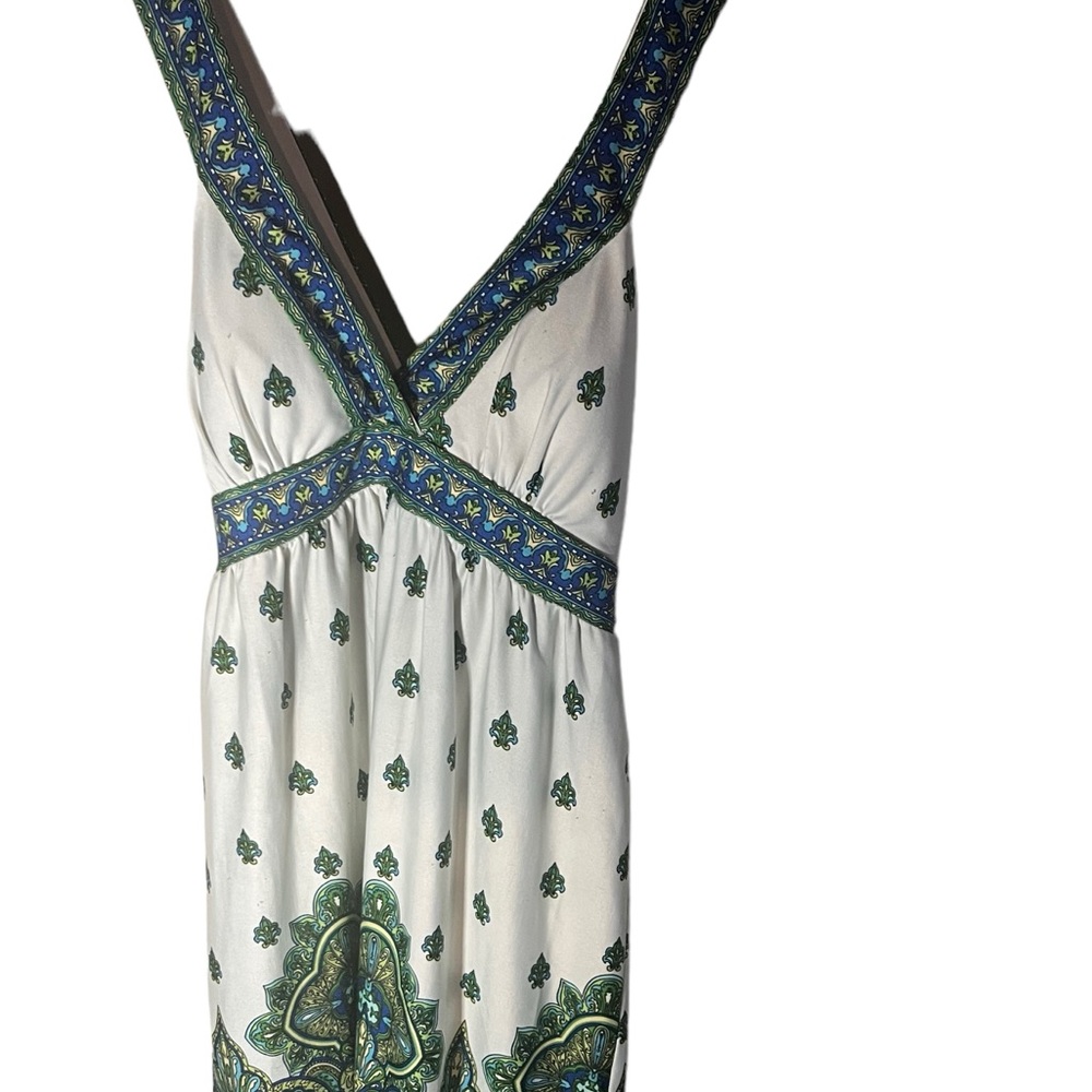 City Triangles Sleeveless Paisley Dress